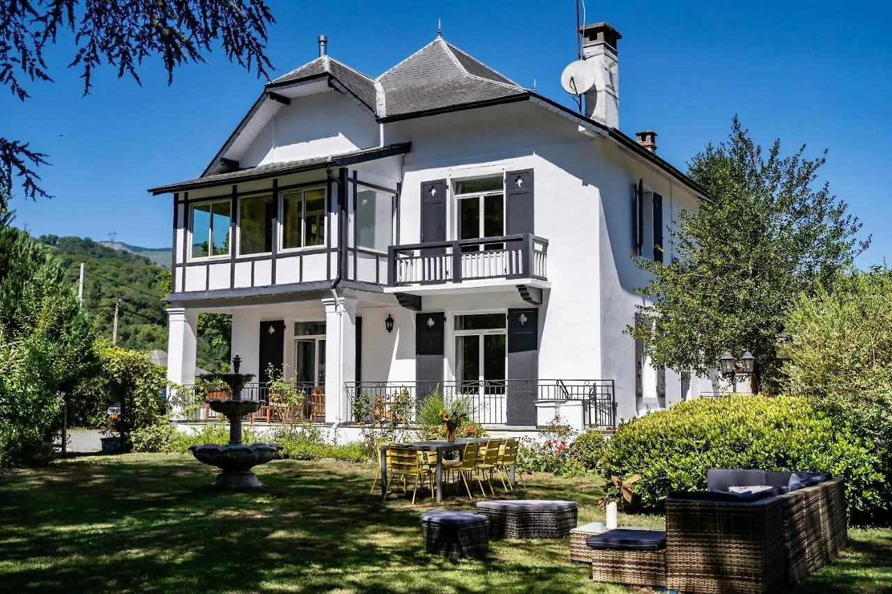 Luxury Pyrenees Villa, Tourmalet, Gardens, Gym Adast フランス